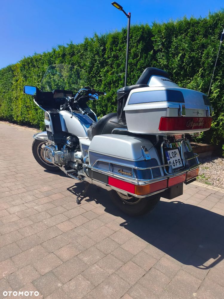 Honda GL - 6