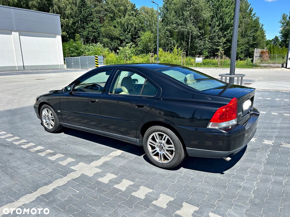 Volvo S60 2.4 Rubin - 9