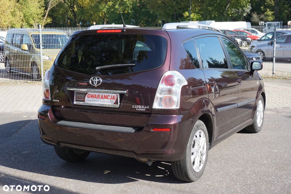 Toyota Corolla Verso 1.6 Luna - 3
