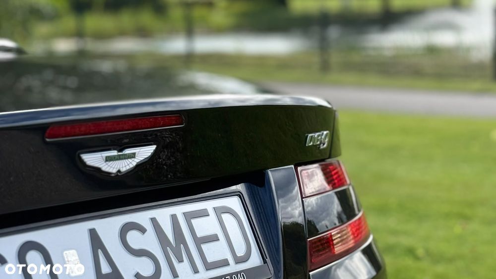 Aston Martin DB9 - 27