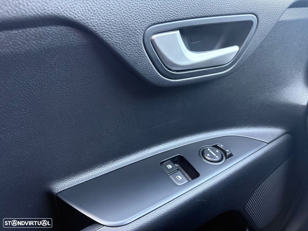 Kia Rio 1.2 CVVT Urban - 32