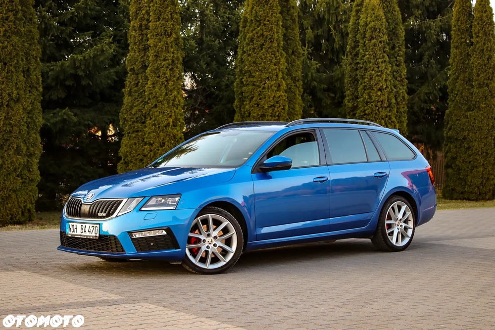Skoda Octavia 2.0 TDI DSG RS - 9