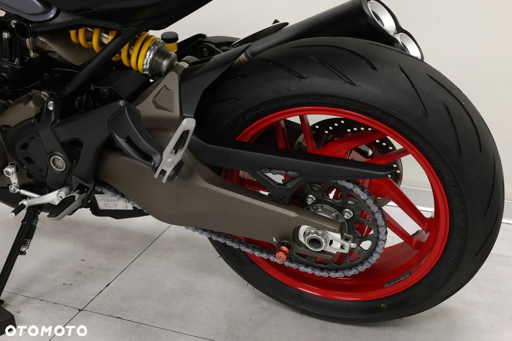 Ducati Monster - 41