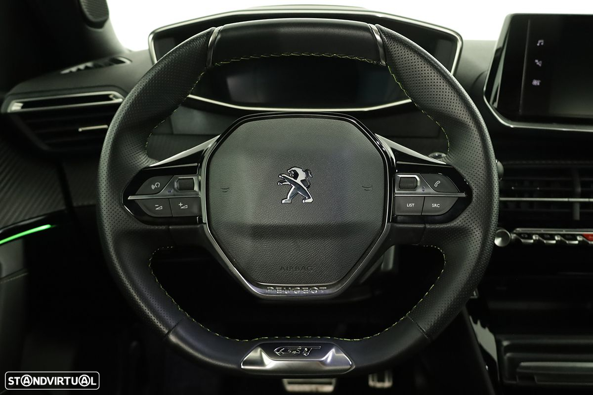 Peugeot e-2008 50 kWh GT - 15