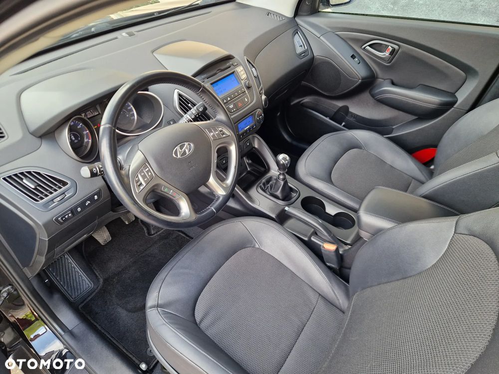 Hyundai ix35 1.6 2WD blue Trend - 36