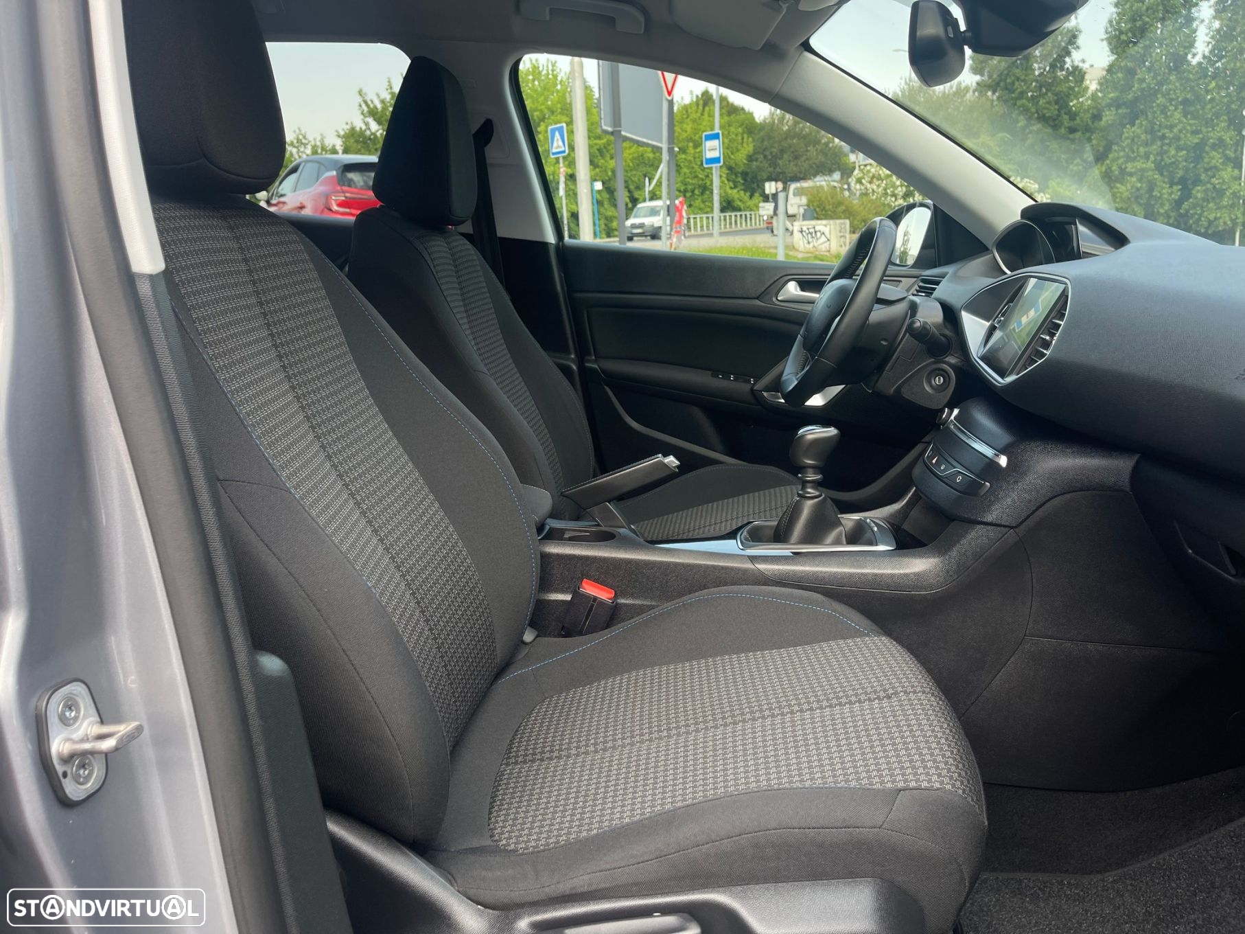 Peugeot 308 SW 1.5 BlueHDi Style - 38