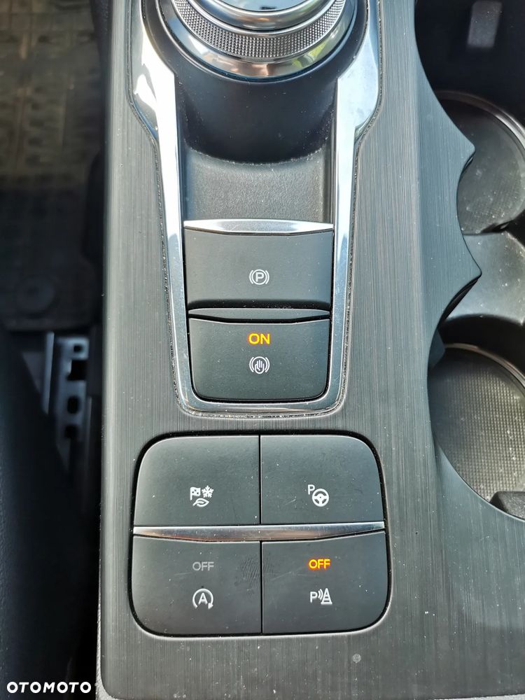 Ford Kuga 2.0 EcoBlue AWD ST-Line X - 20