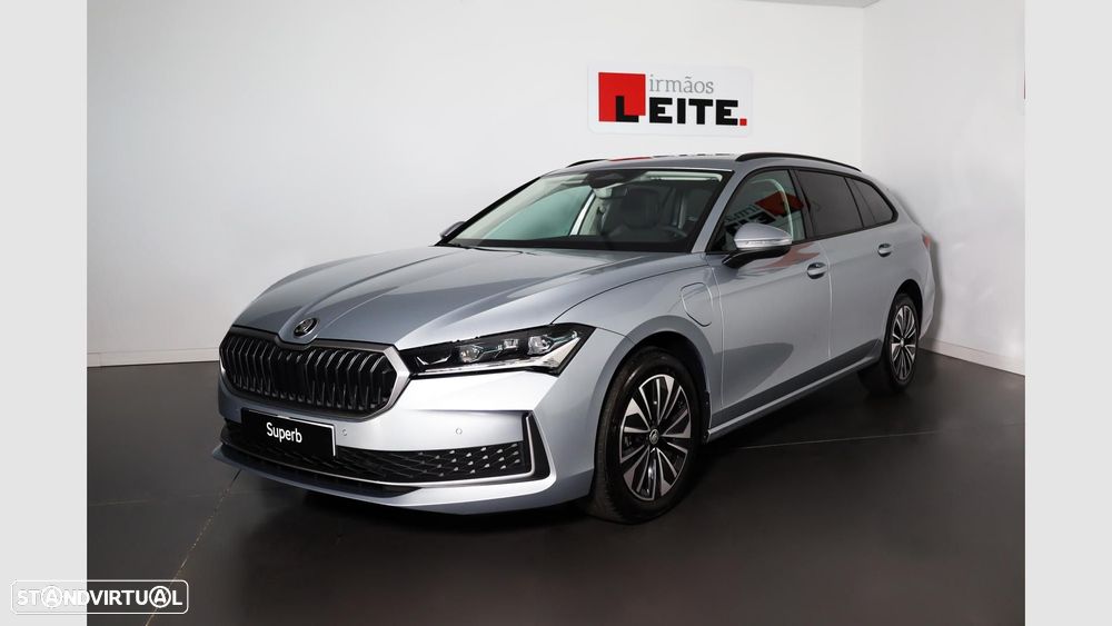 Skoda Superb 1.5 TSI iV Selection DSG - 3
