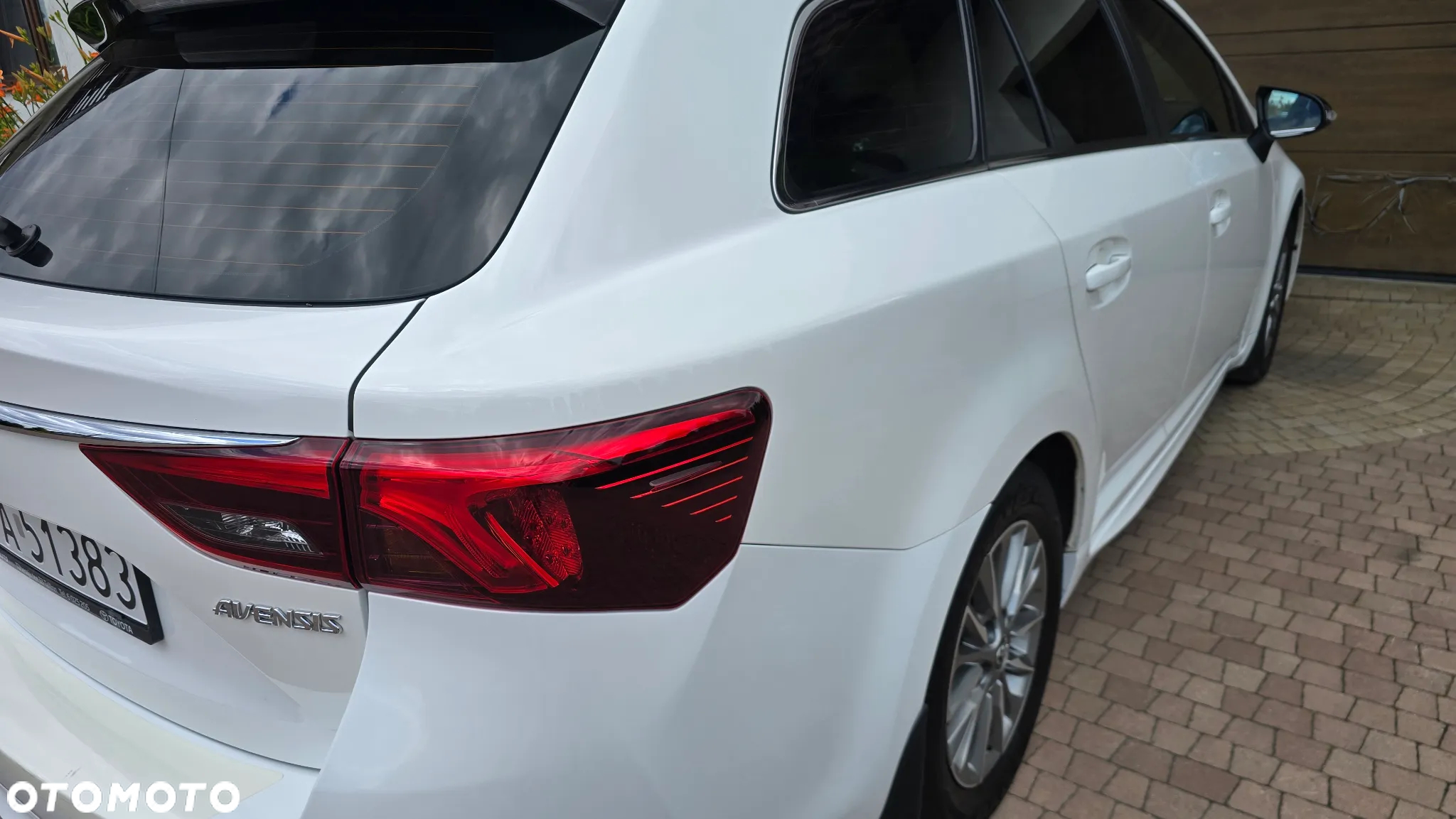 Toyota Avensis - 10