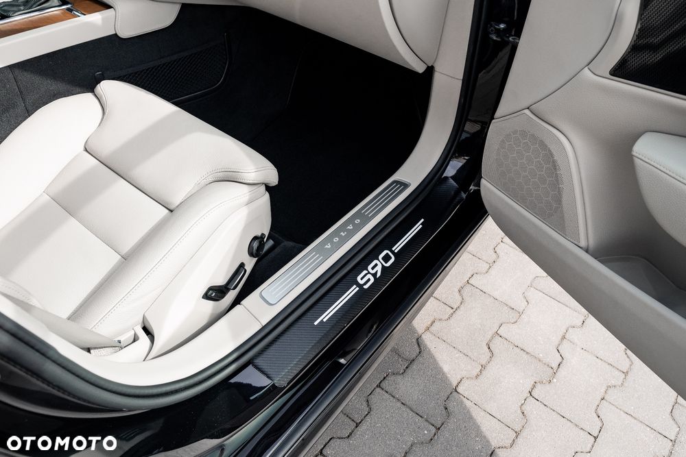 Volvo S90 D5 SCR AWD Inscription - 31