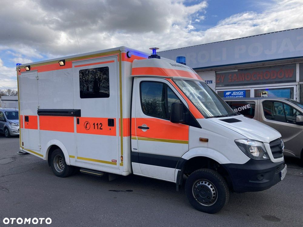 Mercedes-Benz Sprinter - 5