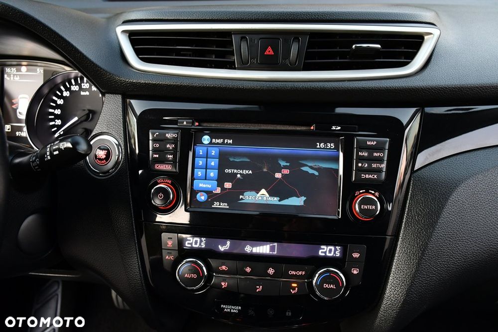 Nissan Qashqai 1.2 DIG-T Tekna Xtronic - 26