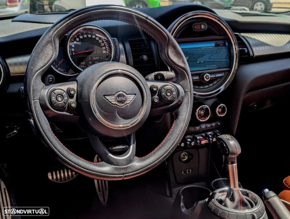 MINI Cabrio John Cooper Works Premium JCW Plus — fotografia 15