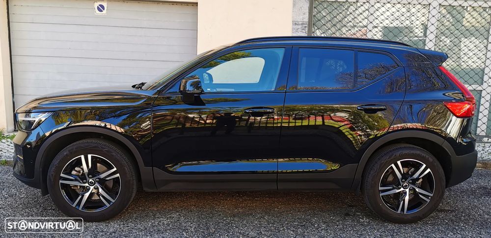 Volvo XC 40 2.0 B3 Plus Dark - 4