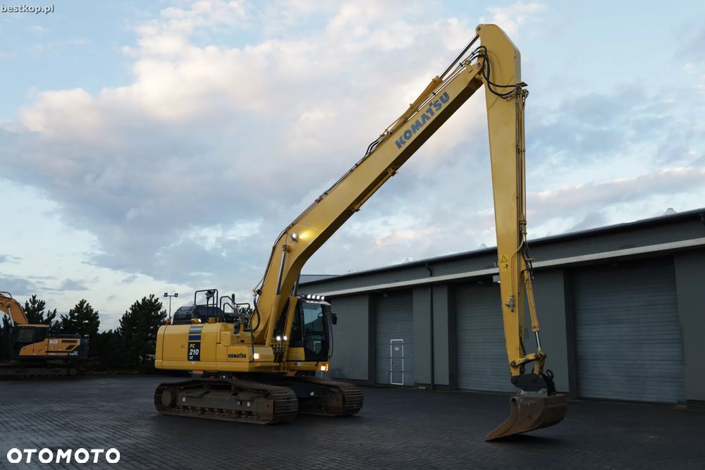 Komatsu PC210LC-11 LONG REACH - 12