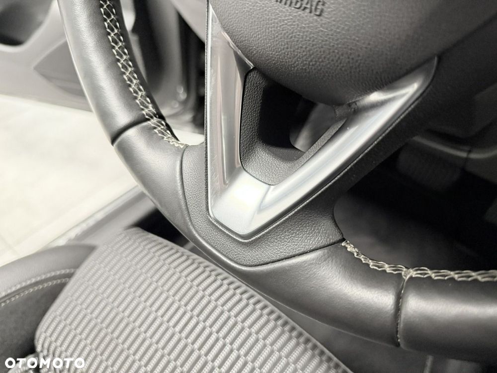 Opel Insignia - 29