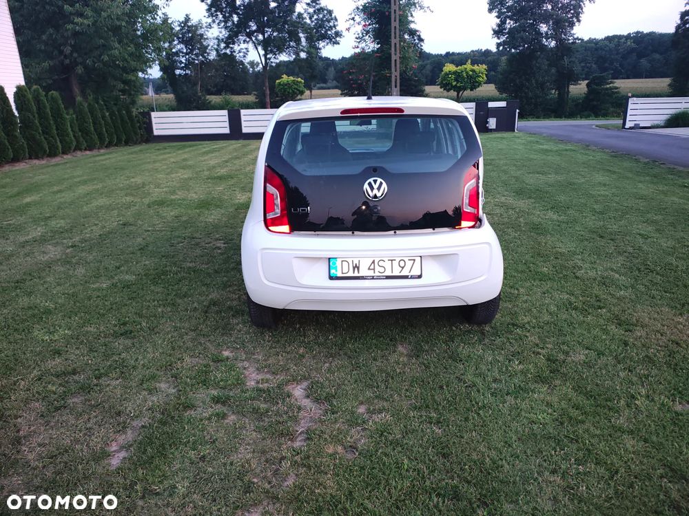 Volkswagen up! - 5