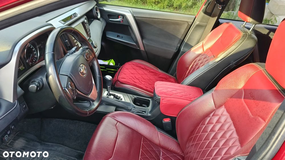 Toyota RAV4 - 5