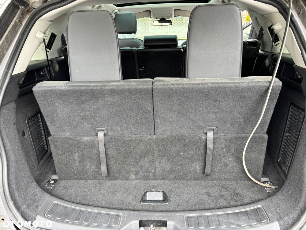 Land Rover Discovery - 17