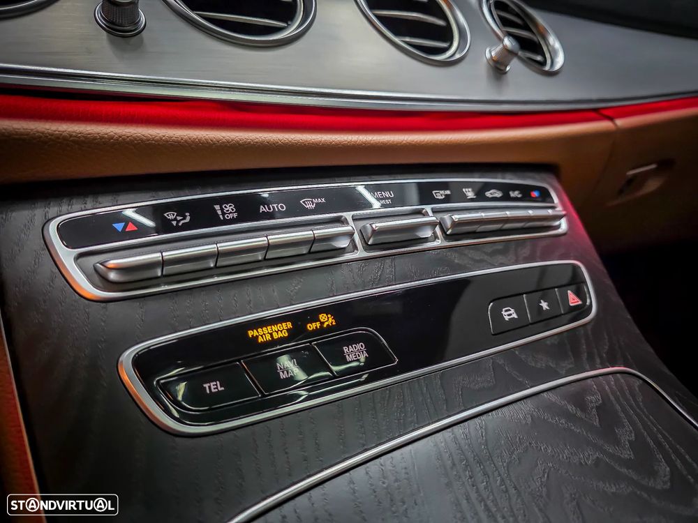 Mercedes-Benz E 300 de 9G-TRONIC AMG Line - 42