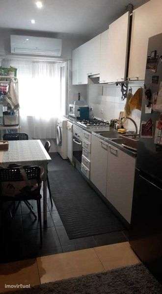 T2 em Moscavide – Muito acolhedor, junto ao Parque das Nações - Grande imagem: 3/4