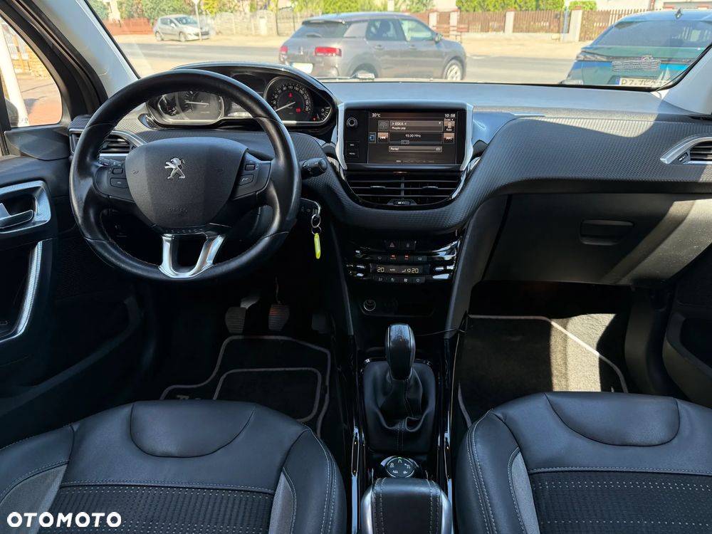 Peugeot 2008 PureTech 82 Allure - 31