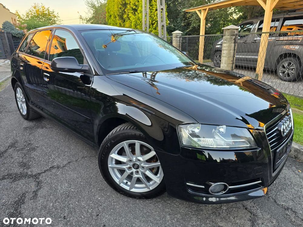 Audi A3 Sportback 1.2 TFSI Attraction - 2