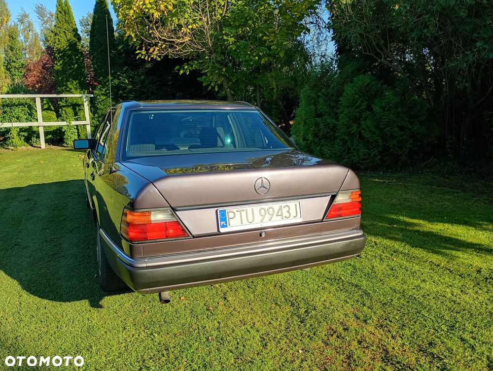 Mercedes-Benz W124 (1984-1993) - 5