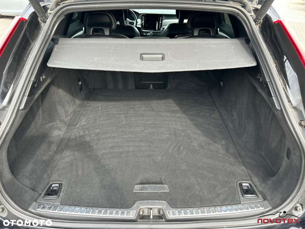 Volvo V90 D5 AWD Geartronic Inscription - 17