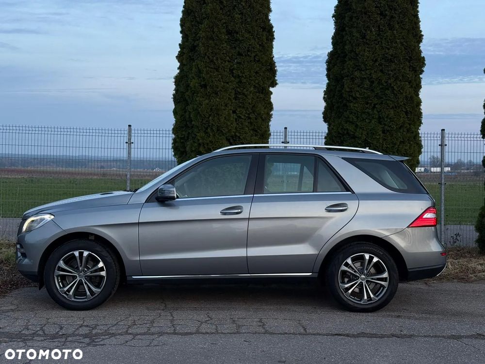 Mercedes-Benz ML 350 BlueTEC 4MATIC 7G-TRONIC - 4
