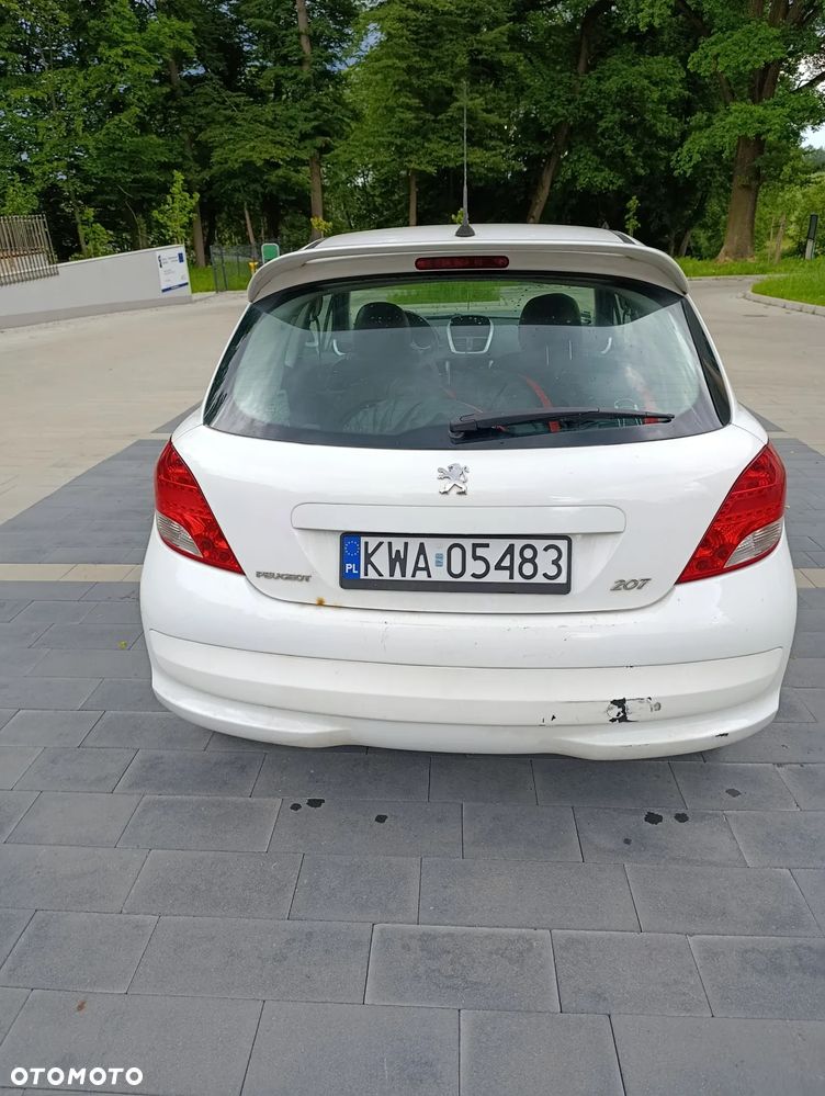 Peugeot 207 1.4 HDi Trendy - 3