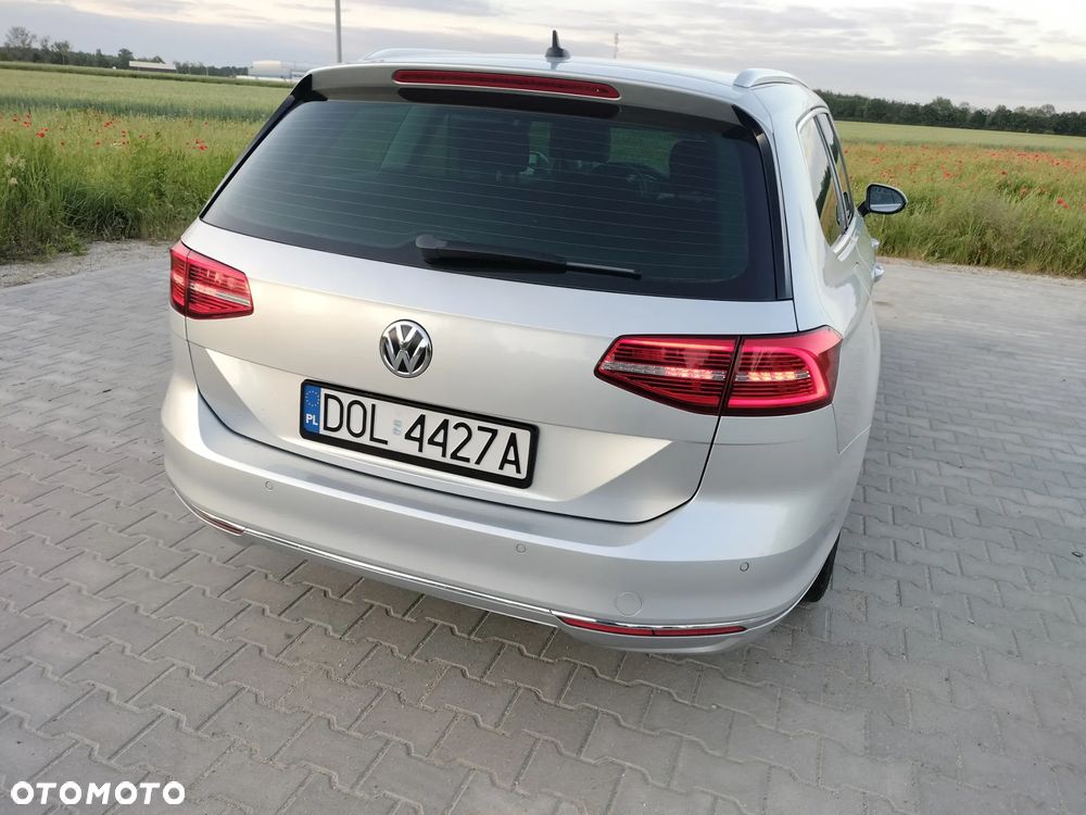 Volkswagen Passat - 10