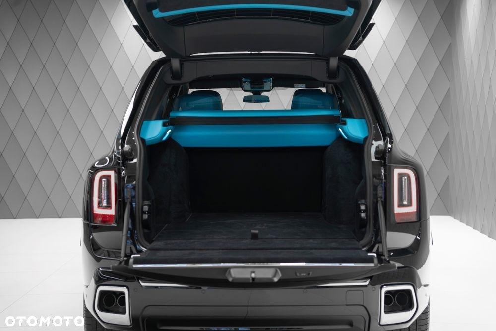 Rolls-Royce Cullinan - 36