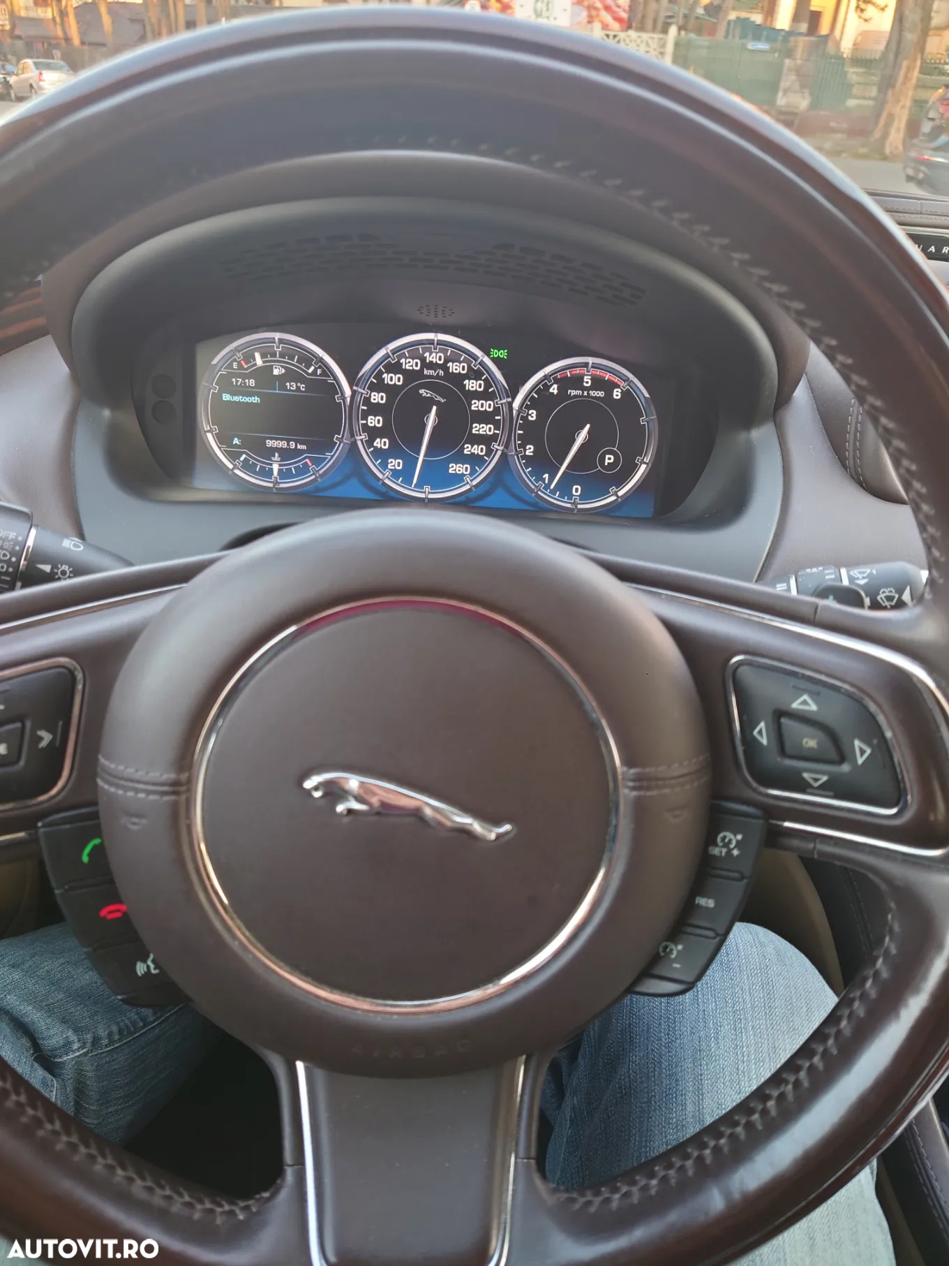 Jaguar XJ 30d Premium Luxury - 27