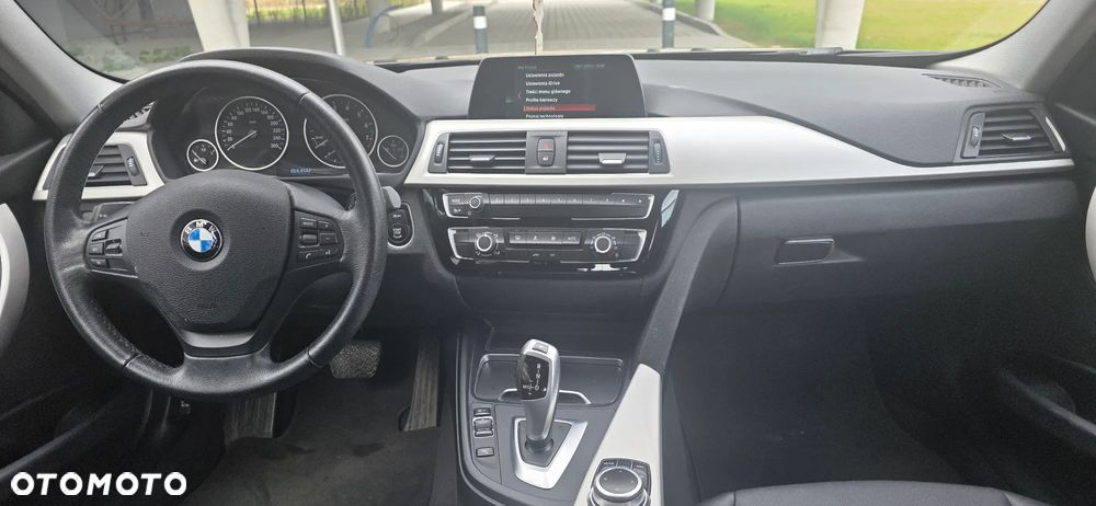 BMW Seria 3 318i GPF Advantage - 15
