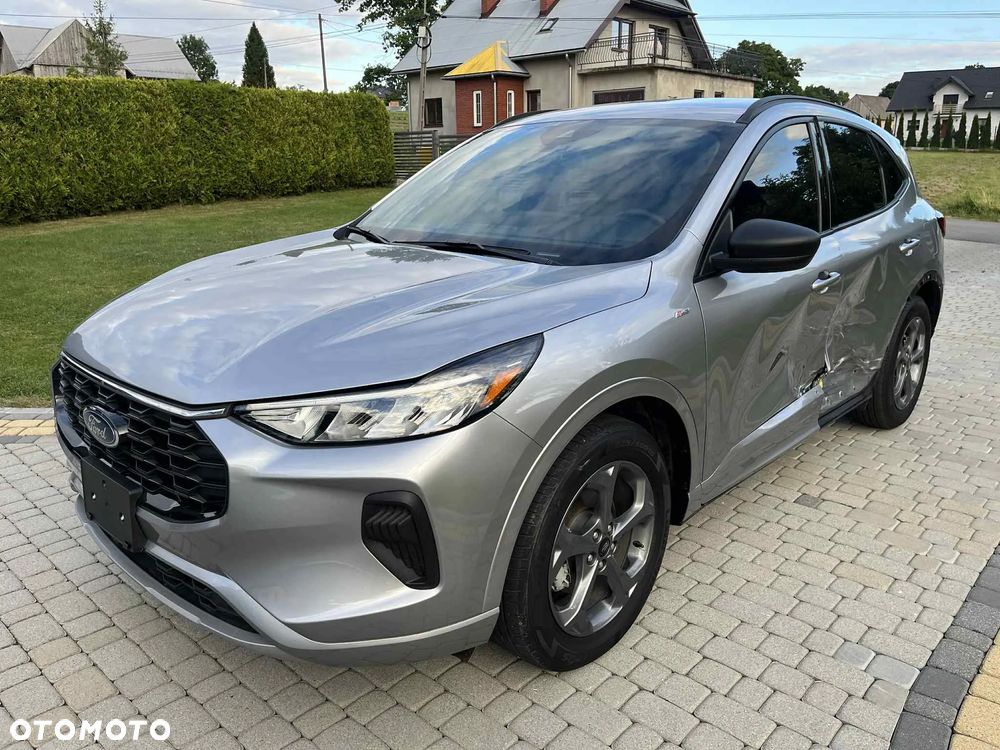 Ford Kuga 1.5 EcoBoost FWD ST-Line X - 3