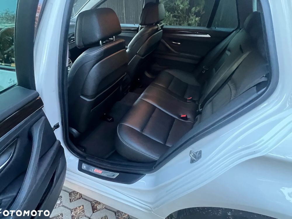 BMW Seria 5 520d xDrive Luxury Line - 20