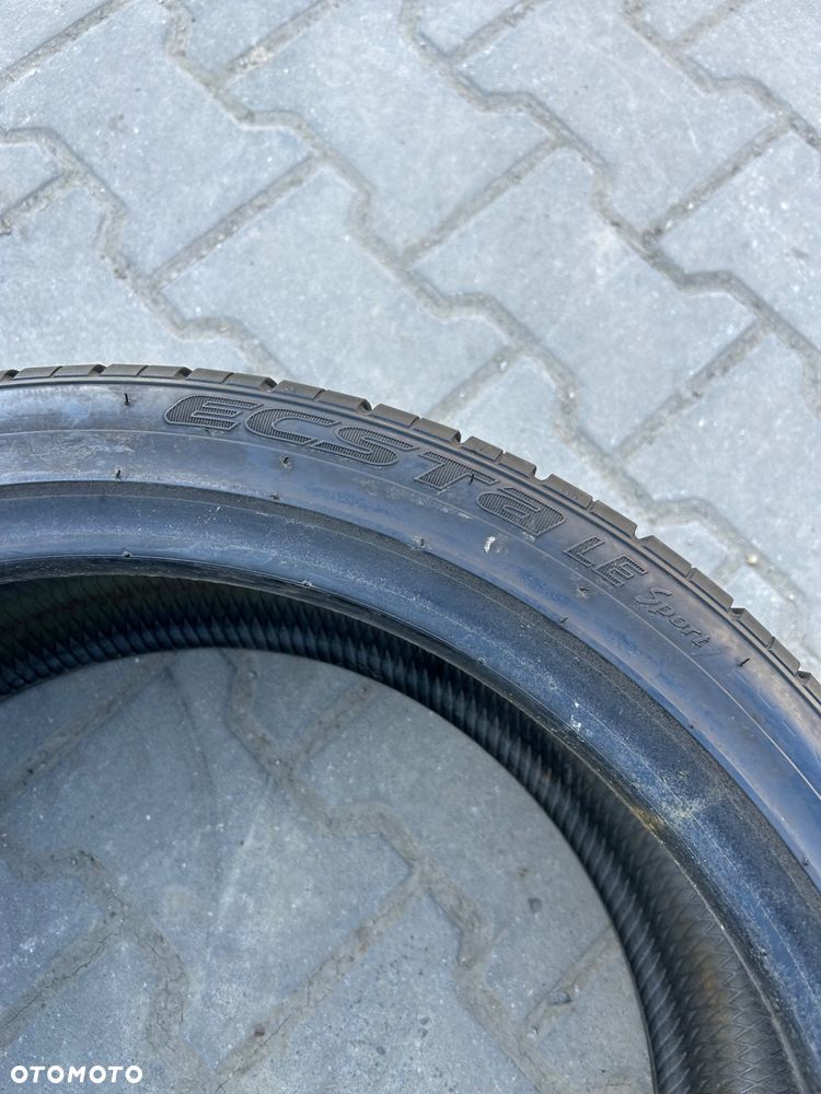 Opony 225 40 R19 kumho letnie komplet 7 mm - 11