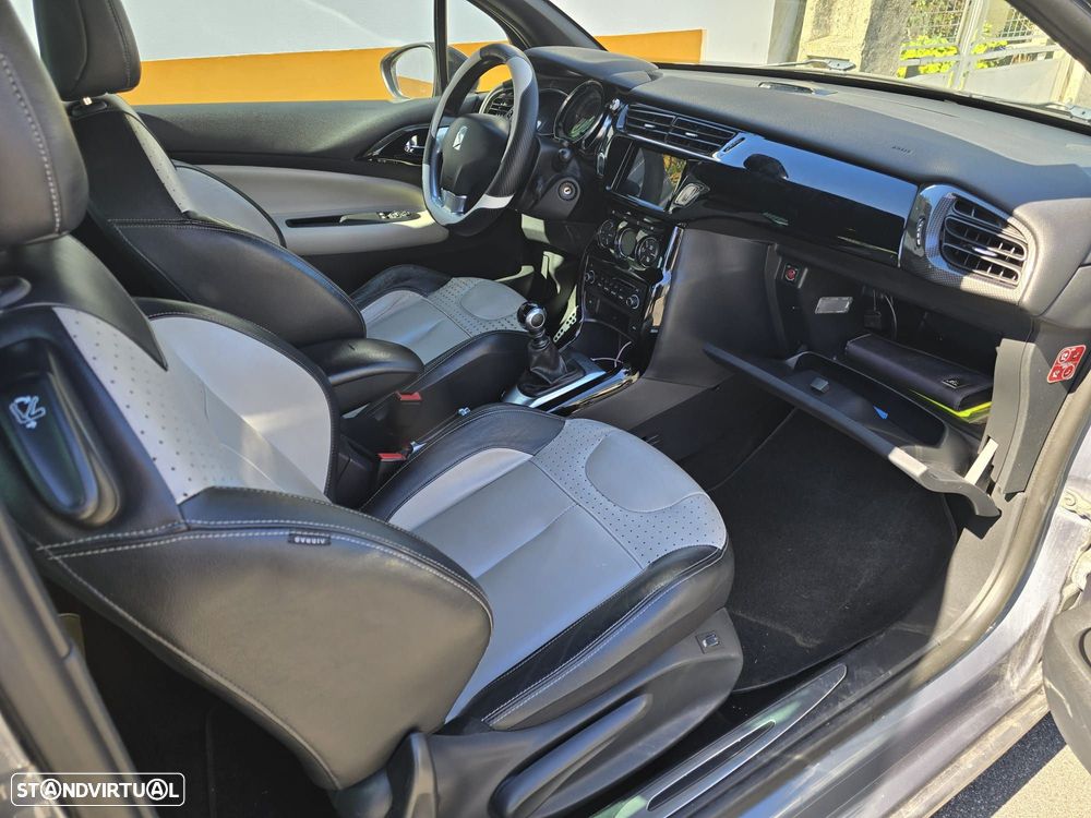 Citroën DS3 1.6 HDi Airdream Sport Chic - 19