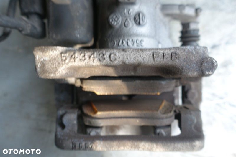 ZACISK HAMULCOWY PRAWY TYŁ MERCEDES W213 - 4