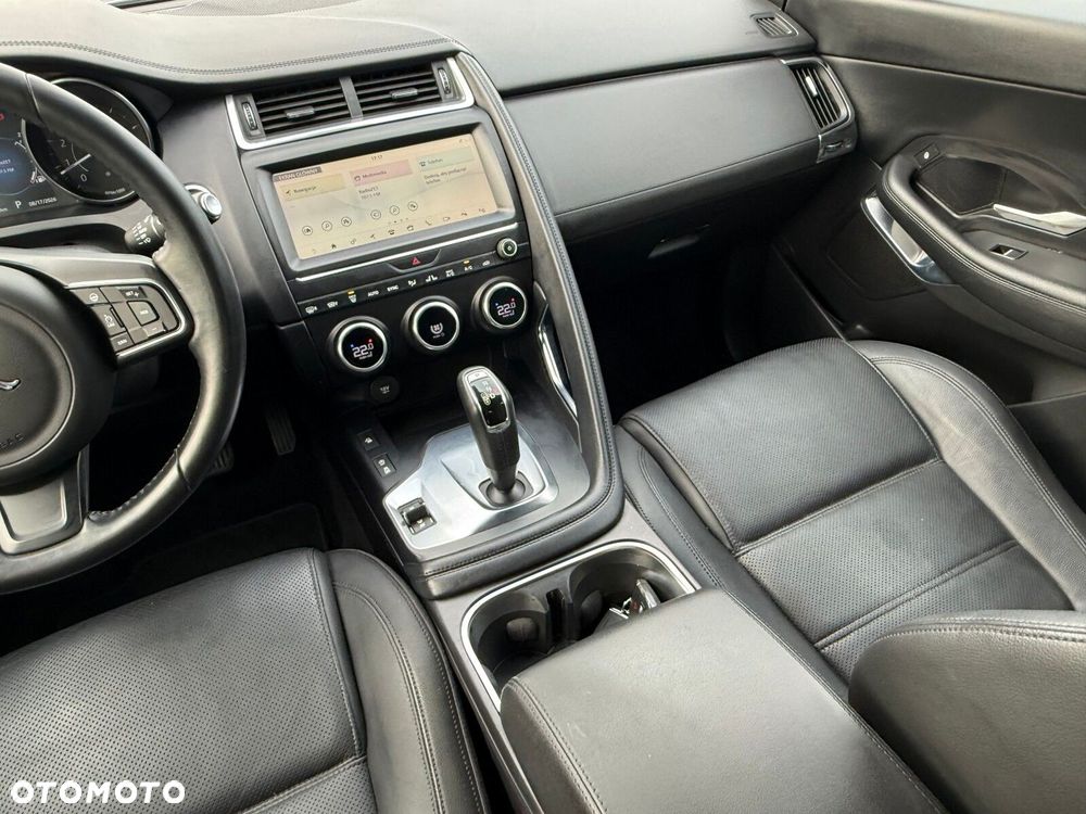 Jaguar F-Pace - 18