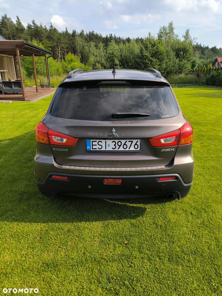 Mitsubishi ASX 1.8 DID Instyle NAVI 4WD AS&G - 4