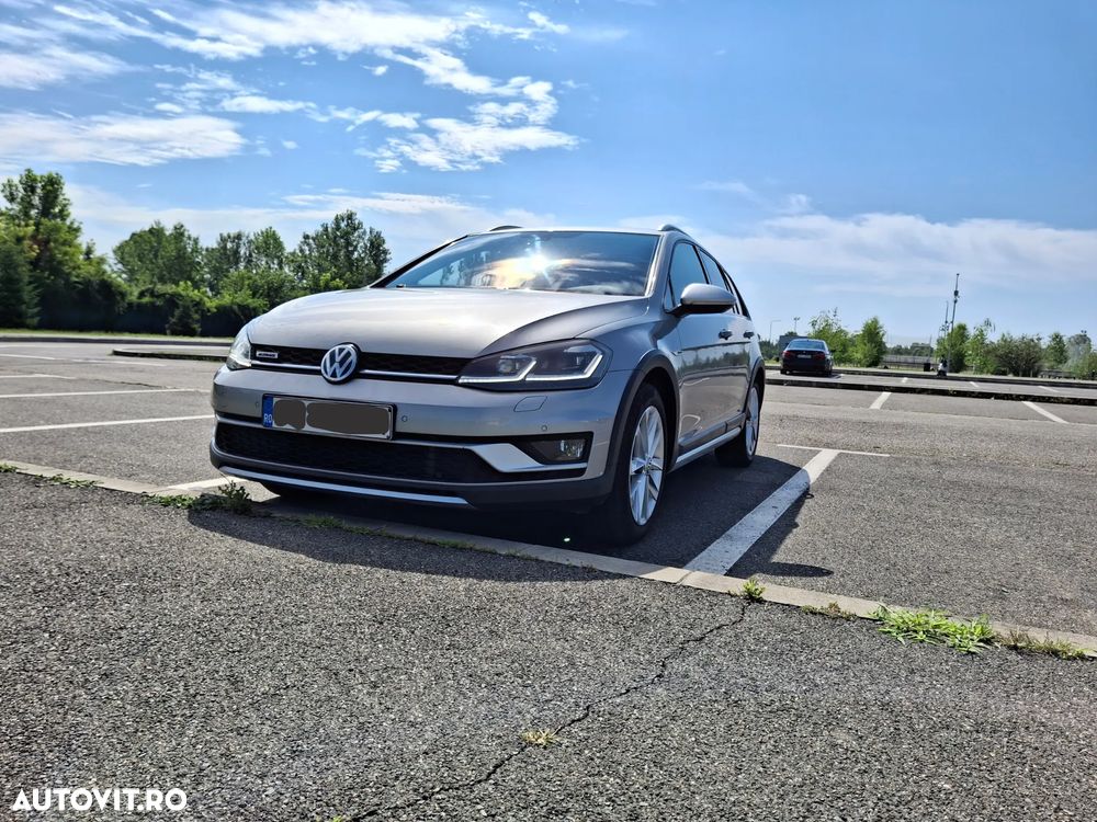 Volkswagen Golf 2.0 TDI DSG 4Motion - 1