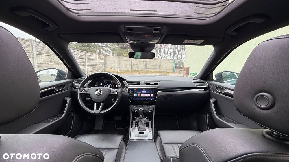 Skoda Superb 2.0 TDI 4x4 DSG L&K - 31