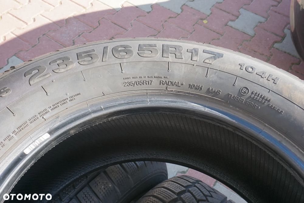 235 65 17 Continental Winter Contact 4x4 - 6