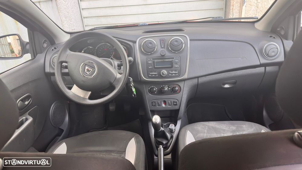 Dacia Sandero 1.5 dCi Stepway - 7