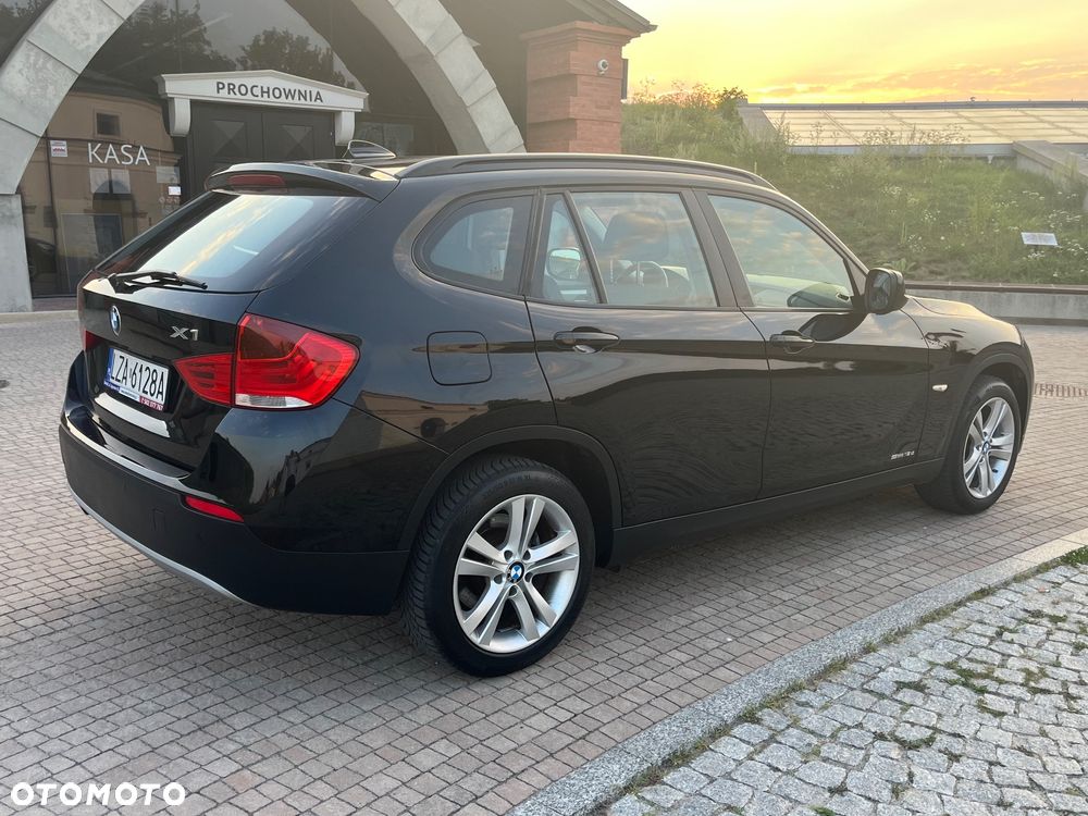BMW X1 sDrive18d - 4