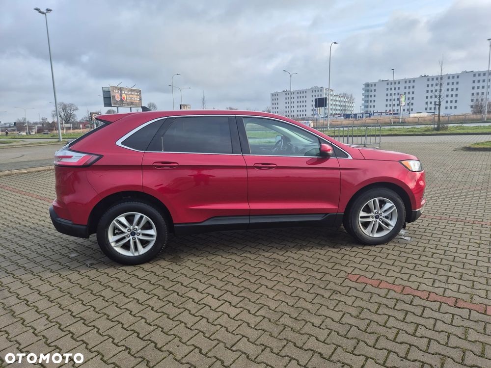 Ford Edge - 4