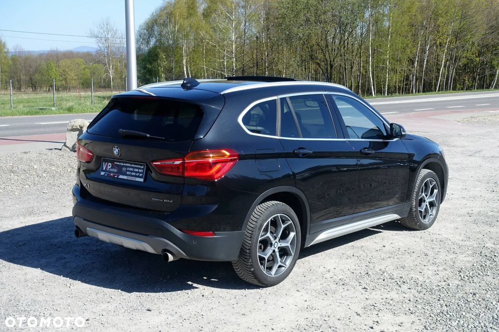 BMW X1 sDrive18d Sport Line - 7