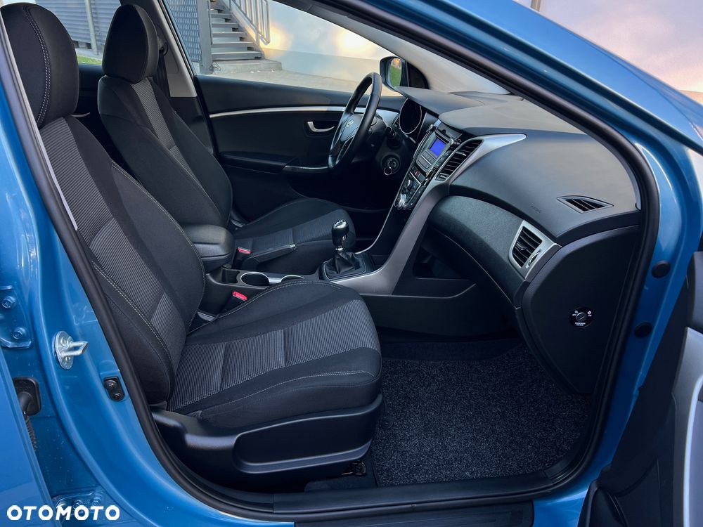 Hyundai i30 1.4 Fifa World Cup Edition - 33